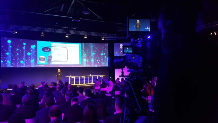 Transform Presentations into Unforgettable Experiences